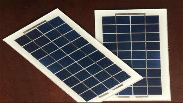 How to Clean Solar Power Panels?